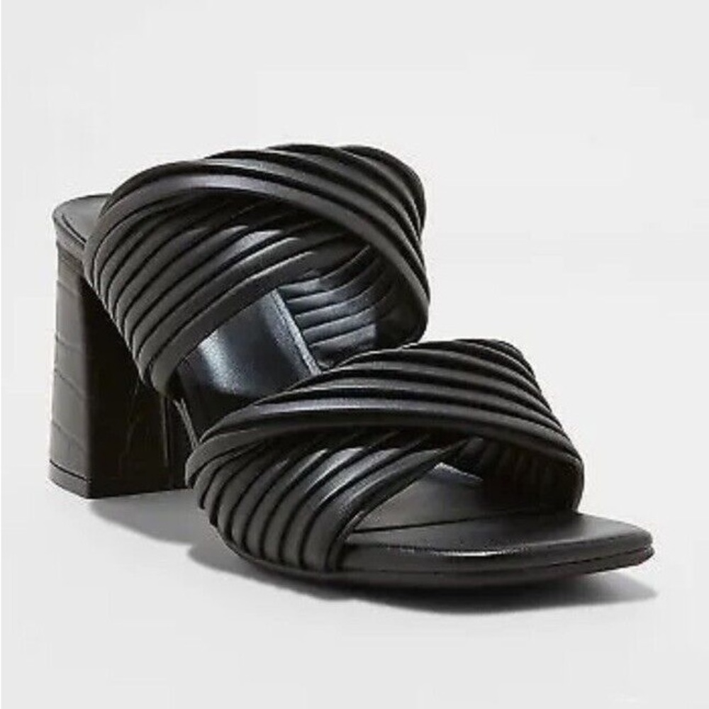 FINAL PRICE (consigning soon) A New Day Jessa Mule Heels in Black Size 6